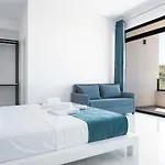 فندق Wait 'n Sea هيماري