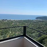 فندق Wait 'n Sea هيماري