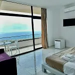 Ξενοδοχείο Wait 'n Sea