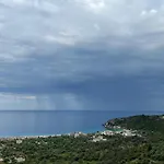 Wait 'n Sea Χειμάρρα