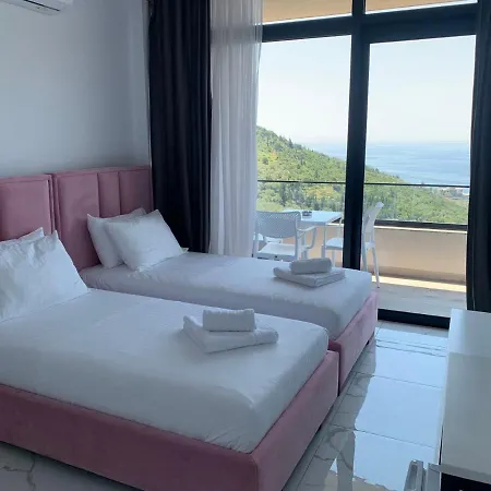 Wait 'n Sea Otel 4*