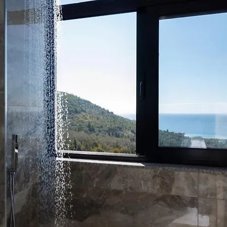 Hotel Wait 'n Sea 4*