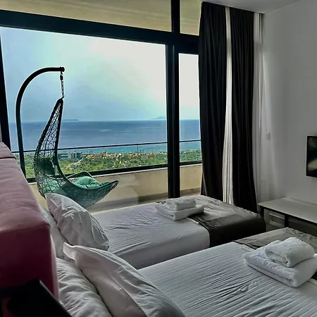 Hotel Wait 'n Sea 4*