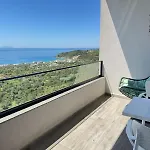 Wait 'n Sea Hotel Himarë