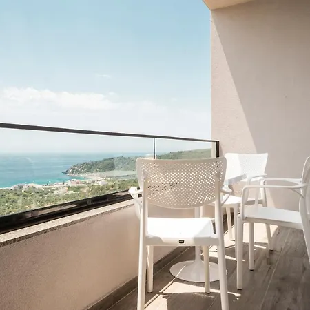 Wait 'n Sea 4* Himare