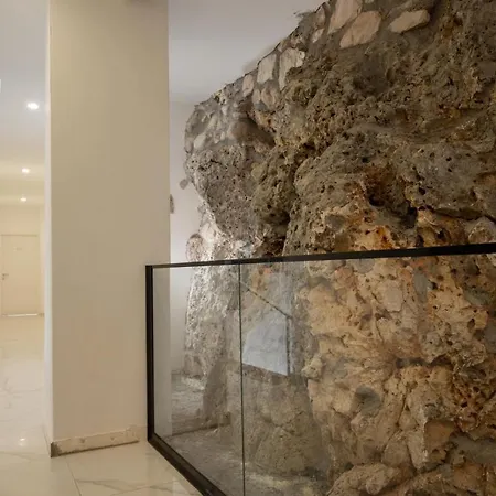 Hotel Wait 'n Sea 4*