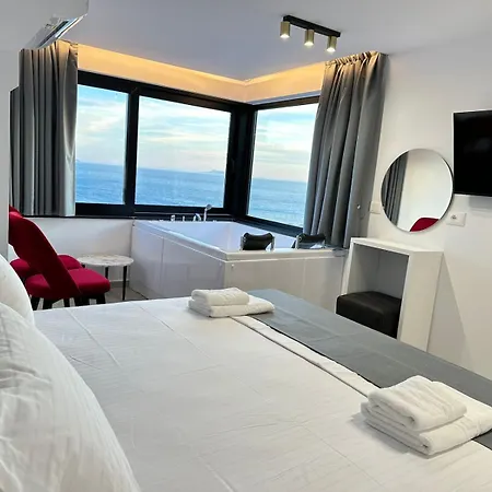 Wait 'n Sea 4* Himarë