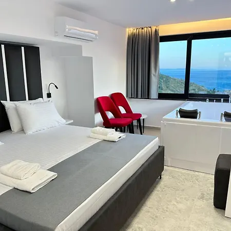 Wait 'n Sea 4* Himarë