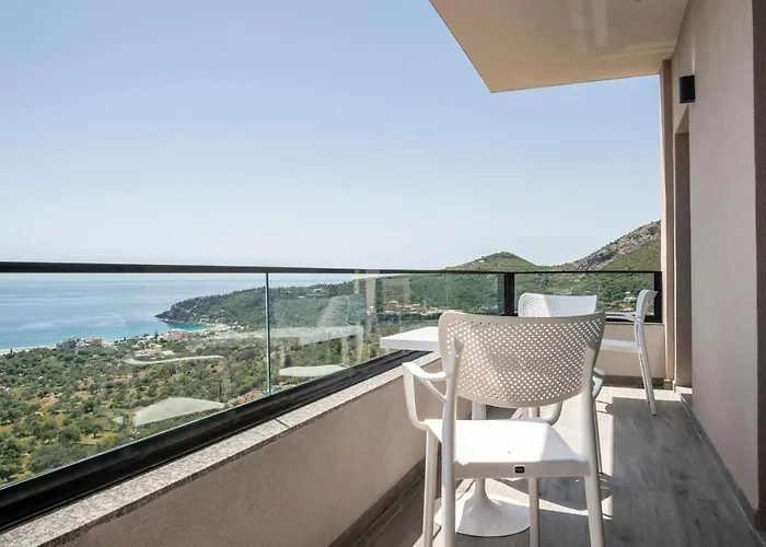 Hotel Wait 'n Sea Himare